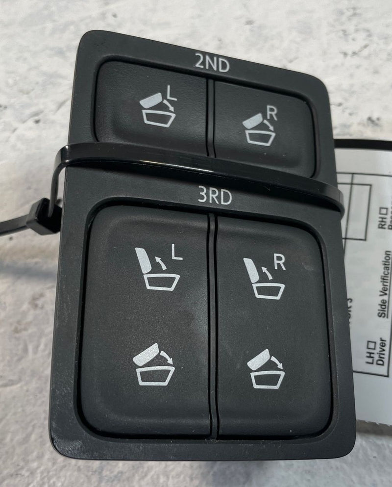 Load image into Gallery viewer, 20-25 HYUNDAI PALISADE CALLIGRAPHY REAR 2ND 3RD ROW SEAT FOLDING SWITCH # 109345