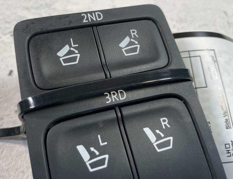 Load image into Gallery viewer, 20-25 HYUNDAI PALISADE CALLIGRAPHY REAR 2ND 3RD ROW SEAT FOLDING SWITCH # 109345