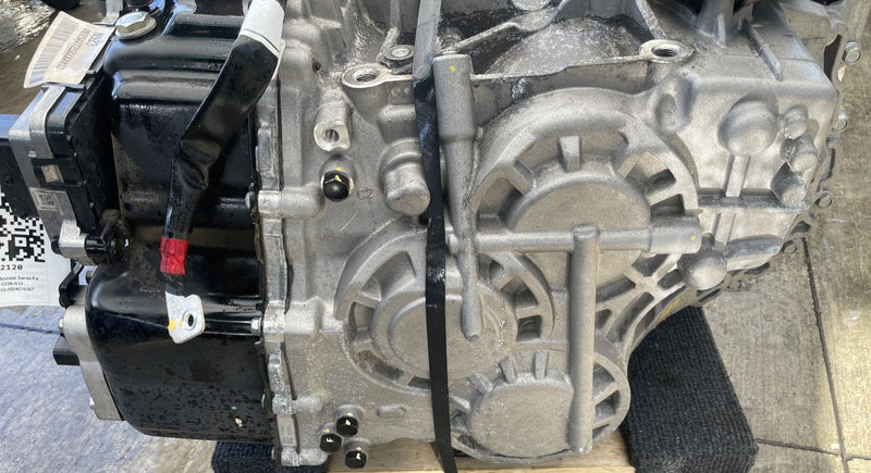 Load image into Gallery viewer, HYUNDAI SANTA FE FWD AUTO TRANSMISSION ASSEMBLY 2.5L 10K MILES 2024-2025 #112120