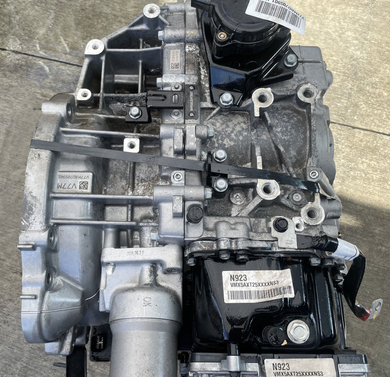 Load image into Gallery viewer, HYUNDAI SANTA FE FWD AUTO TRANSMISSION ASSEMBLY 2.5L 10K MILES 2024-2025 #112120
