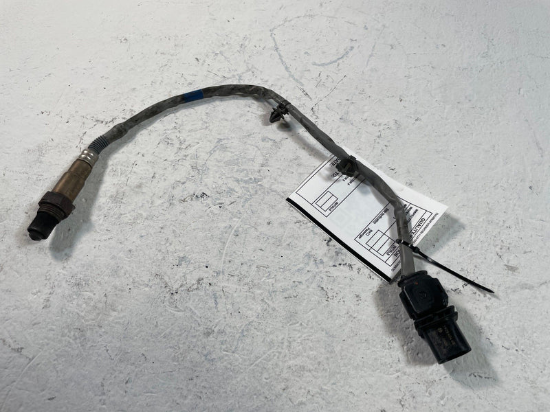Load image into Gallery viewer, 20-25 HYUNDAI PALISADE FRONT RIGHT SIDE EXHAUST LAMBDA O2 OXYGEN SENSOR # 109337