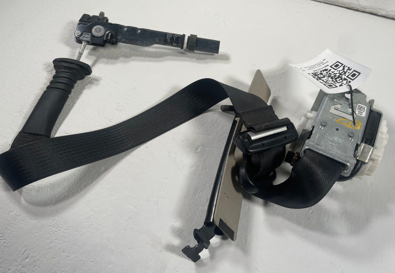 Load image into Gallery viewer, 2019 - 2023 FORD RANGER FRONT LEFT DRIVER SIDE SEATBELT RETRACTOR 2.3L # 112168