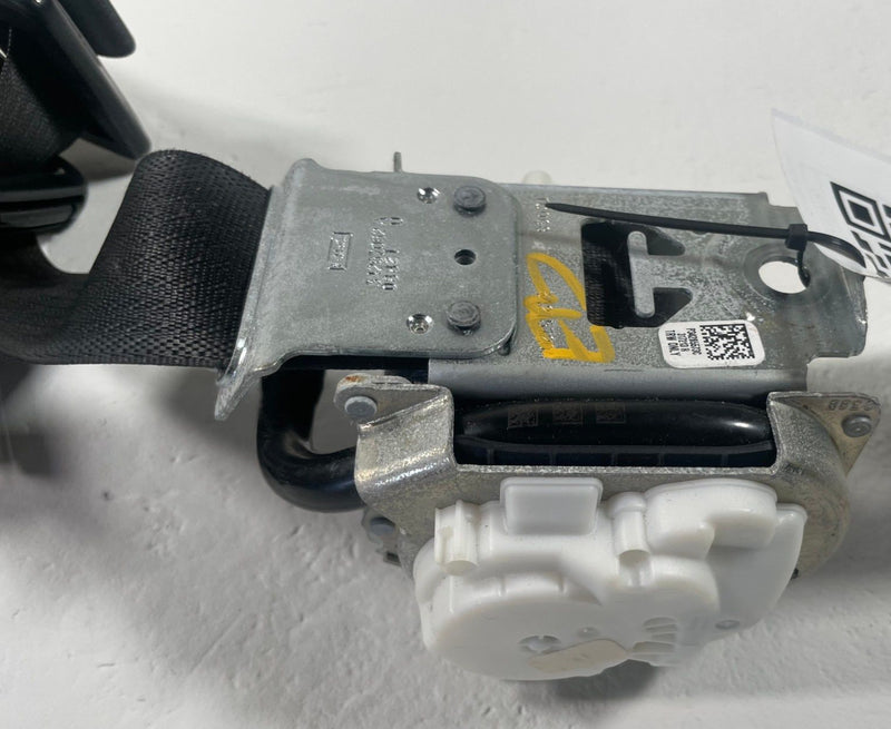 Load image into Gallery viewer, 2019 - 2023 FORD RANGER FRONT LEFT DRIVER SIDE SEATBELT RETRACTOR 2.3L # 112168