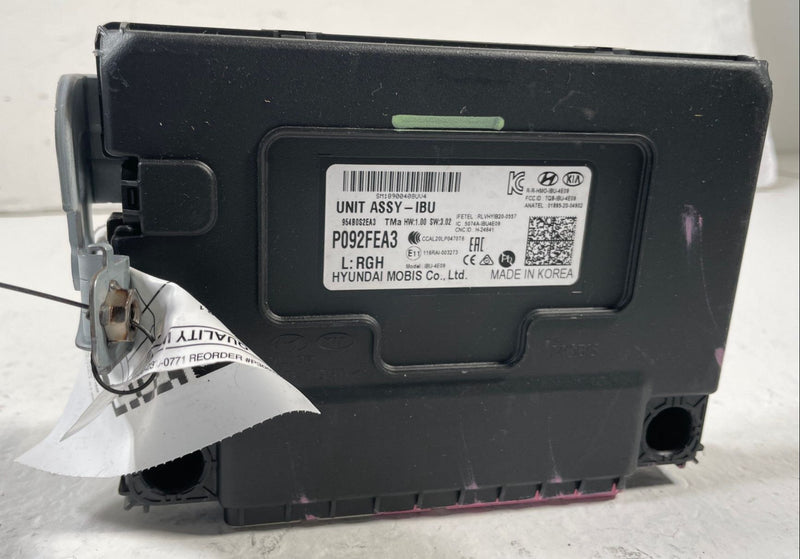 Load image into Gallery viewer, 2021 - 2023 HYUNDAI SANTA FE BODY CONTROL MODULE BCM 2.5L 954B0-S2EA3 # 107920