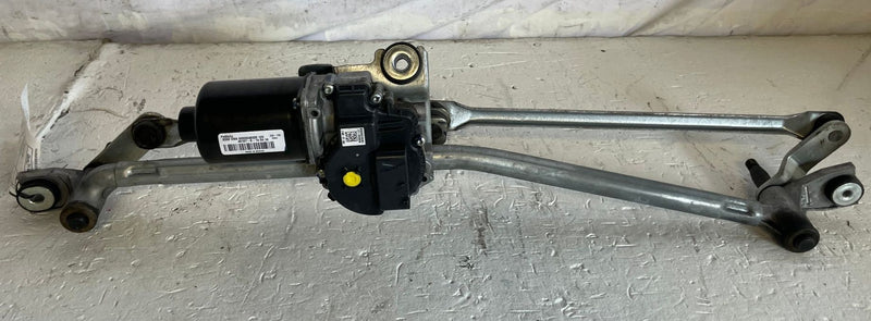 Load image into Gallery viewer, 15-25 FORD MUSTANG FRONT WINDSHIELD WIPER LINKAGE W/ MOTOR FR3B17500AC # 112973
