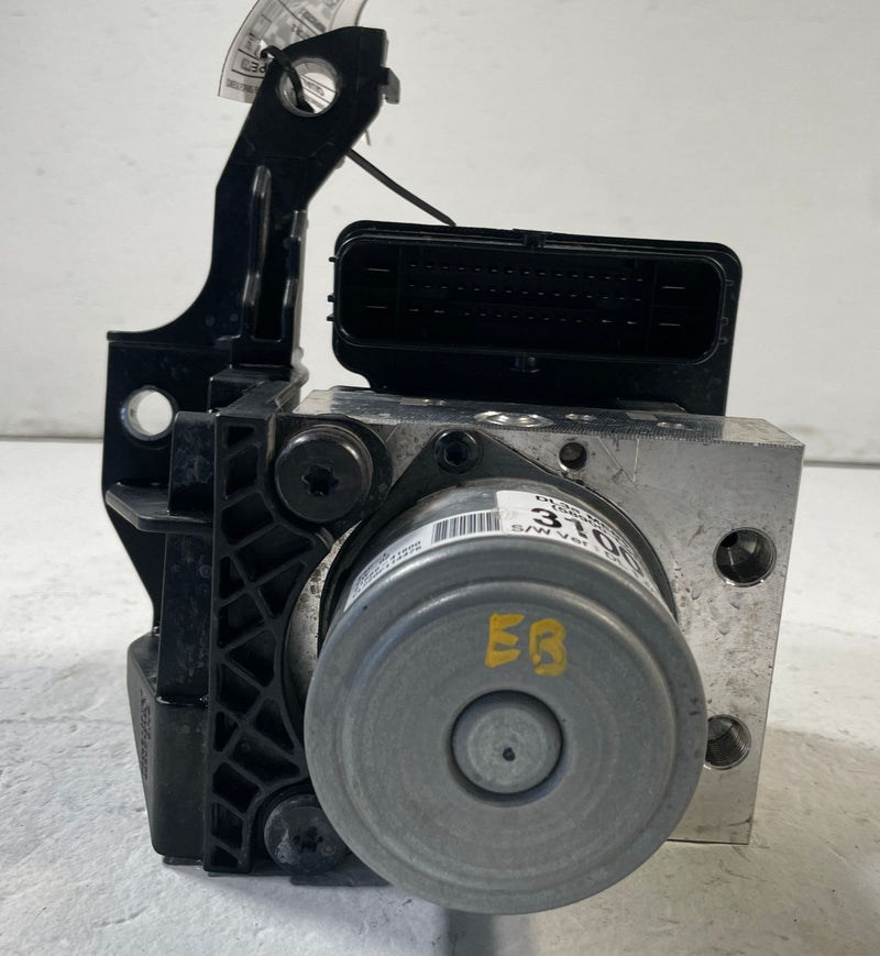 Load image into Gallery viewer, 2021 - 2024 KIA K5 ABS ANTI LOCK BRAKE PUMP CONTROL MODULE 1.6L # 110638