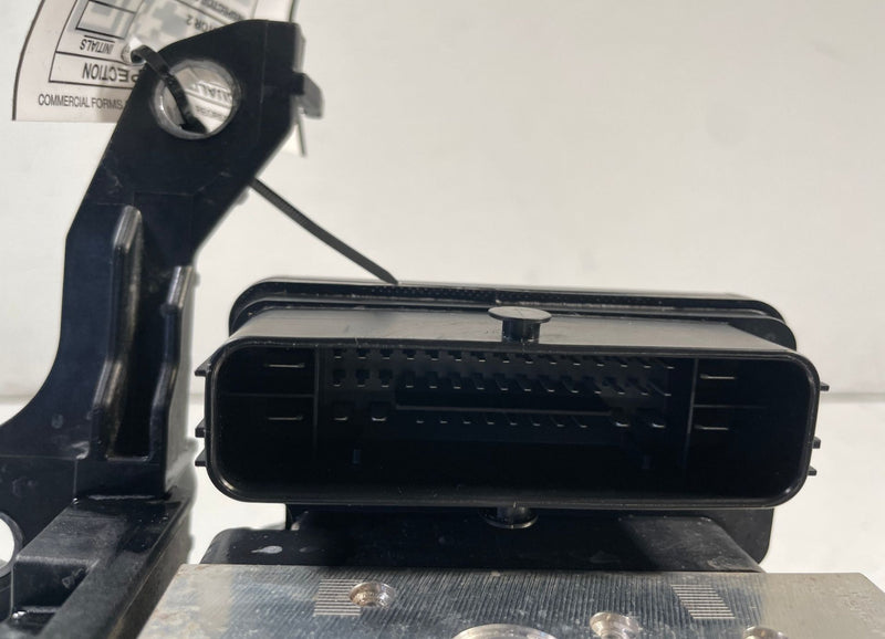 Load image into Gallery viewer, 2021 - 2024 KIA K5 ABS ANTI LOCK BRAKE PUMP CONTROL MODULE 1.6L # 110638