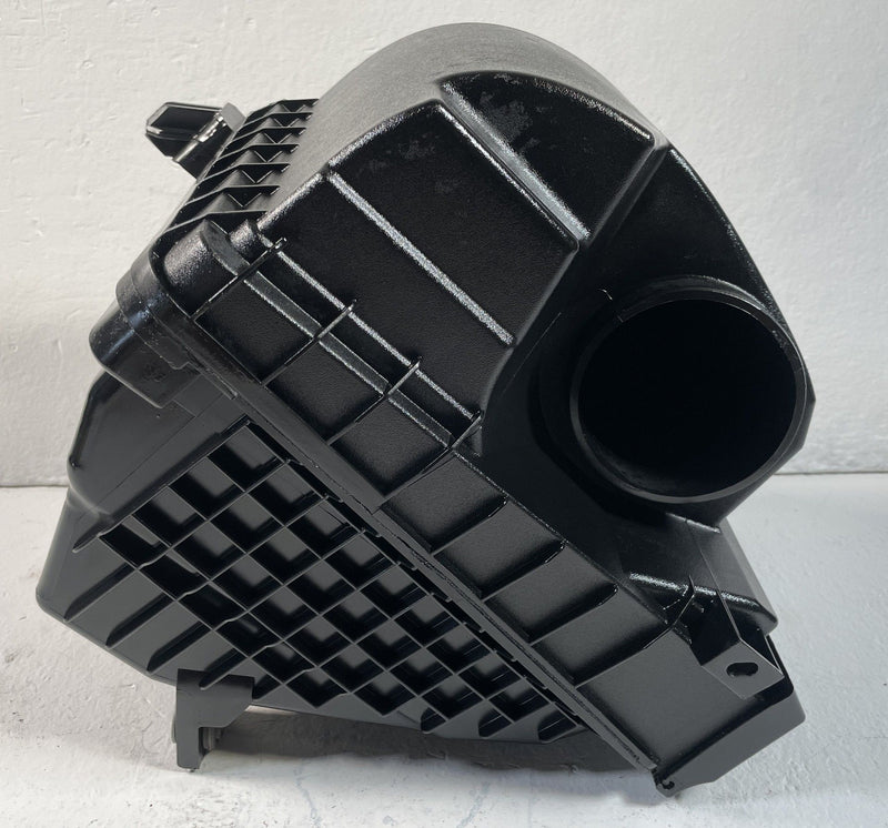 Load image into Gallery viewer, 2020 - 2025 HYUNDAI PALISADE ENGINE AIR INTAKE CLEANER HOUSING BOX 3.8L # 109362