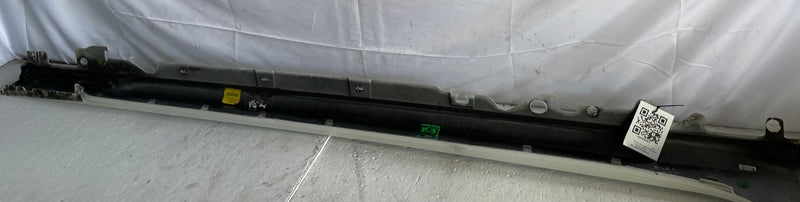 Load image into Gallery viewer, 19-25 BMW 330I 330i xDrive FRONT LEFT ROCKER PANEL SKIRT MOLDING WHITE # 106363