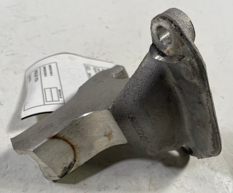 Load image into Gallery viewer, 2019 - 2025 HONDA PASSPORT FRONT ENGINE SUPPORT FRAME MOUNT BRACKET # 113347