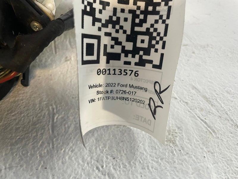 Load image into Gallery viewer, 2015-2023 FORD MUSTANG RWD REAR RIGHT WINDOW REGULATOR QUARTER GLASS # 113576