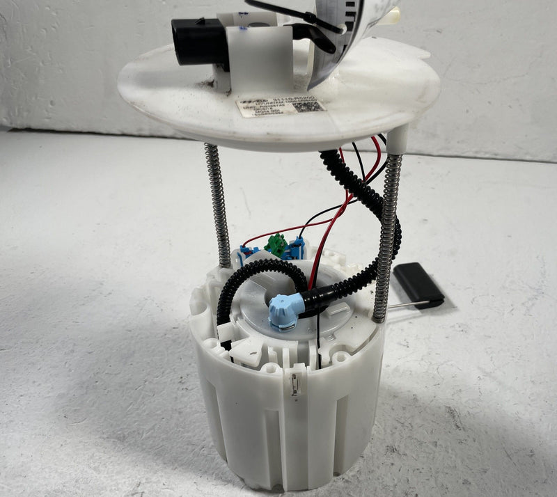 Load image into Gallery viewer, 21-23 HYUNDAI SANTA FE SANTA CRUZ FUEL GAS PUMP SENDING UNIT ASSY 2.5L # 107968