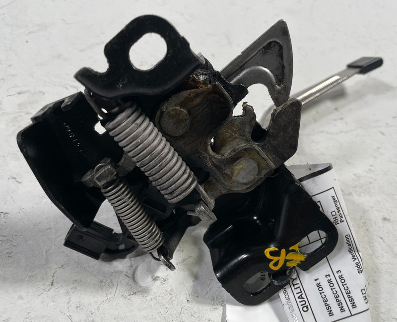 Load image into Gallery viewer, 2022 - 2025 HONDA PASSPORT FRONT HOOD BONNET RELEASE LOCK LATCH # 113367