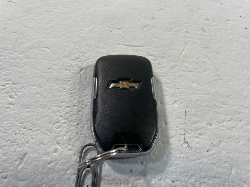 Load image into Gallery viewer, 20-22 CHEVROLET SILVERADO 1500 ENGINE & BODY CONTROL MODULE W/ KEY FOB # 109388