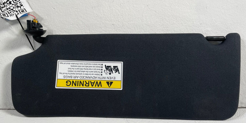 Load image into Gallery viewer, 2019-2025 HONDA PASSPORT FRONT RIGHT SIDE SUN VISOR SUNVISOR BLACK # 113333
