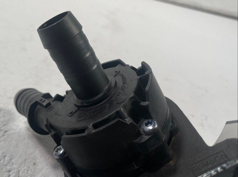 Load image into Gallery viewer, 2019-2023 FORD RANGER ENGINE COOLANT AUXILIARY WATER PUMP ASSEMBLY 2.3L #112137