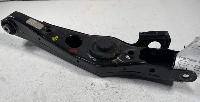 Load image into Gallery viewer, 2021-23 HYUNDAI SANTA FE REAR RIGHT SIDE LOWER CONTROL ARM SPRING PERCH #107946