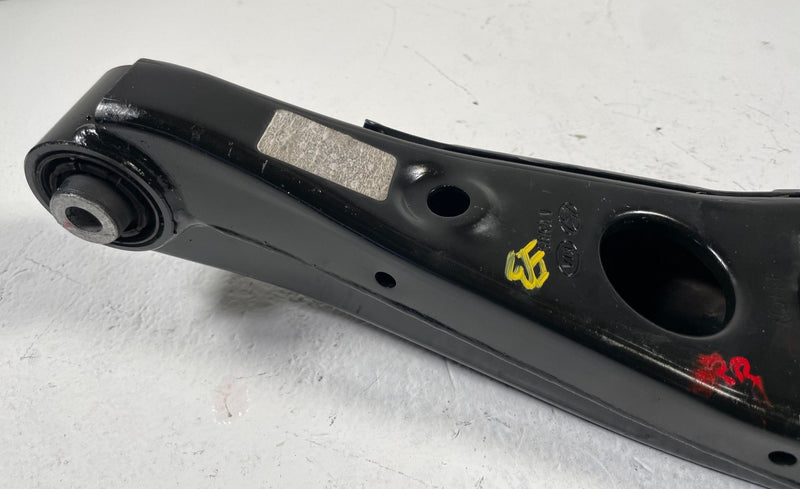 Load image into Gallery viewer, 2021-23 HYUNDAI SANTA FE REAR RIGHT SIDE LOWER CONTROL ARM SPRING PERCH #107946