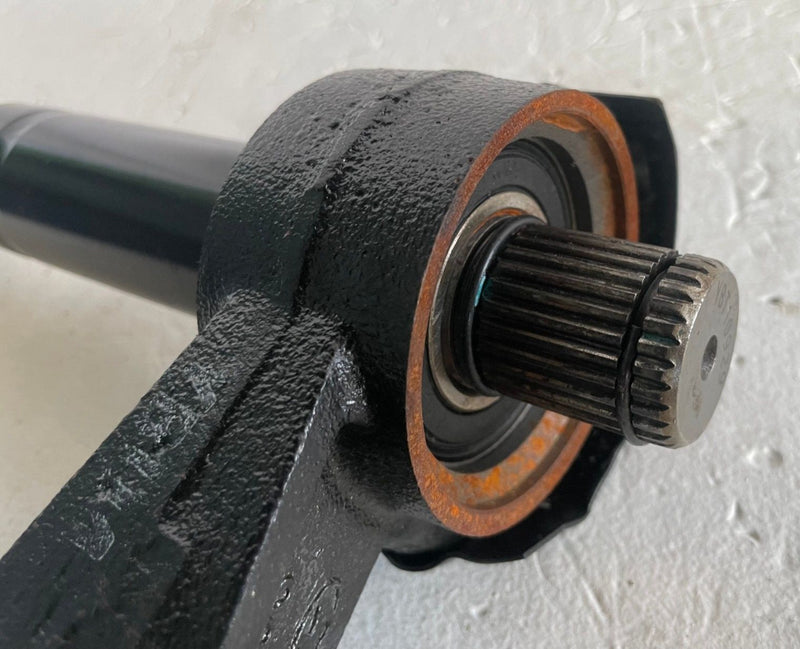 Load image into Gallery viewer, 2025 HYUNDAI TUCSON FWD FRONT RIGHT INTERMEDIATE AXLE SHAFT 49560-R5210 # 113056