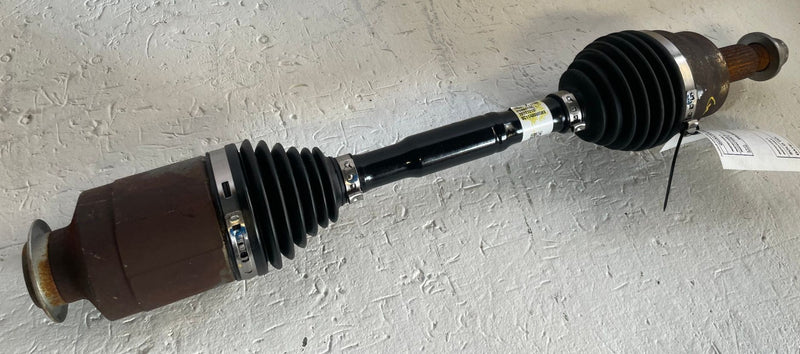 Load image into Gallery viewer, 2022 - 2026 HYUNDAI TUCSON FRONT RIGHT SIDE AXLE SHAFT HALFSHAFT 2.5L # 113052