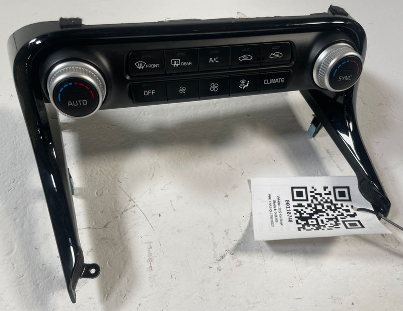 Load image into Gallery viewer, 2018-2023 KIA STINGER DASH HEATER CLIMATE CONTROL SWITCH UNIT W/ BRACKET #110740