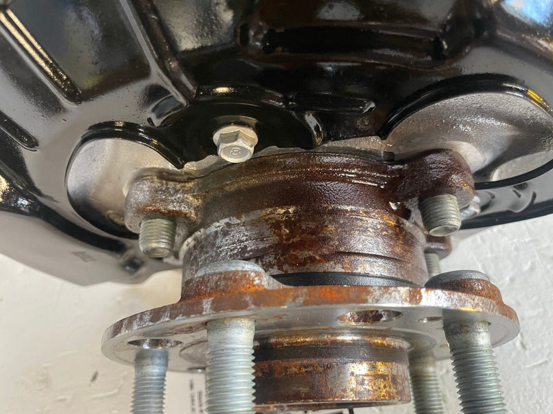 Load image into Gallery viewer, 22-26 HYUNDAI TUCSON FRONT RIGHT PASSENGER SIDE SPINDLE KNUCKLE & HUB # 113054