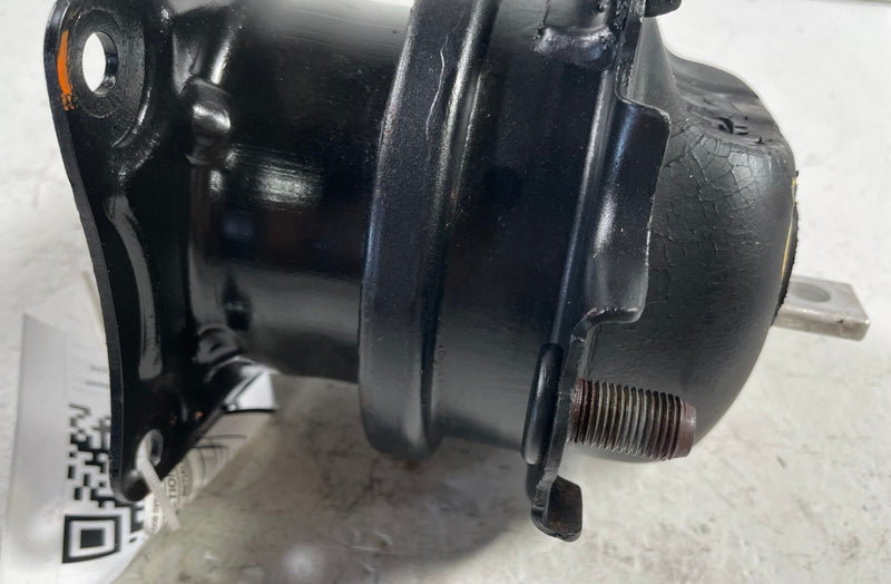 Load image into Gallery viewer, 2019 - 2025 HONDA PASSPORT FRONT ENGINE MOTOR MOUNT BRACKET INSULATOR # 113407