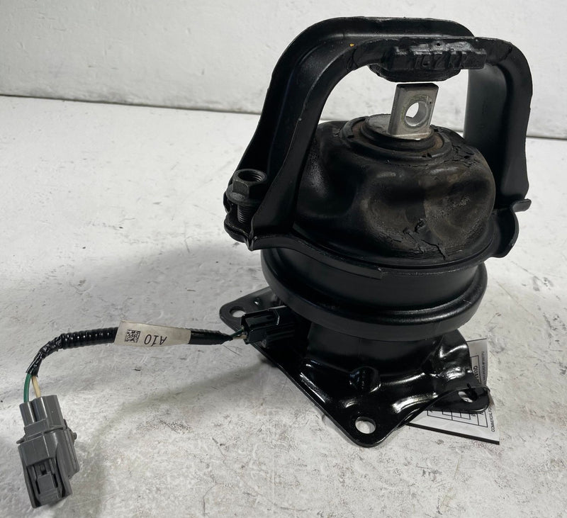Load image into Gallery viewer, 19-25 HONDA PASSPORT REAR ENGINE MOTOR MOUNT SUPPORT BRACKET INSULATOR # 113409