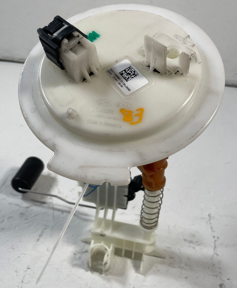 Load image into Gallery viewer, 2021 - 2023 KIA STINGER FUEL GAS TANK PUMP SENDING UNIT LEVEL SENSOR # 110728