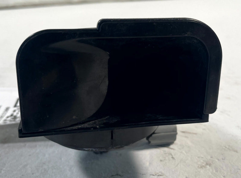 Load image into Gallery viewer, 2019-2022 ACURA ILX LOW PITCH NOTE TONE HORN SIGNAL ALARM 38100-TZ3-A01 #113629