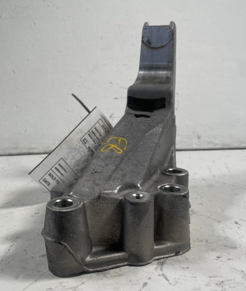 Load image into Gallery viewer, 2019 - 2025 HONDA PASSPORT ENGINE FRAME REARWARD MOUNT SUPPORT BRACKET # 113404