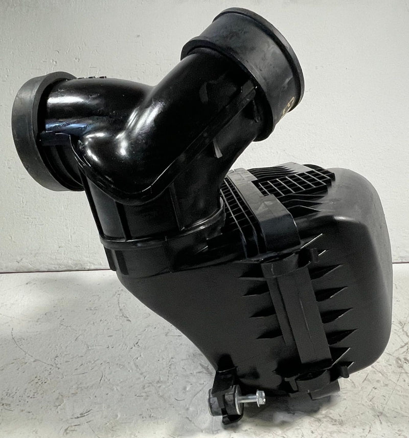 Load image into Gallery viewer, 2019-2025 HONDA PASSPORT ENGINE AIR INTAKE FILTER CLEANER BOX ASSEMBLY # 113403
