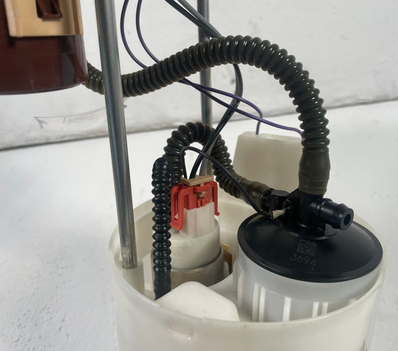 Load image into Gallery viewer, 2019 - 2023 FORD RANGER FUEL GAS TANK PUMP SENDING UNIT ASSEBMLY 2.3L # 112225