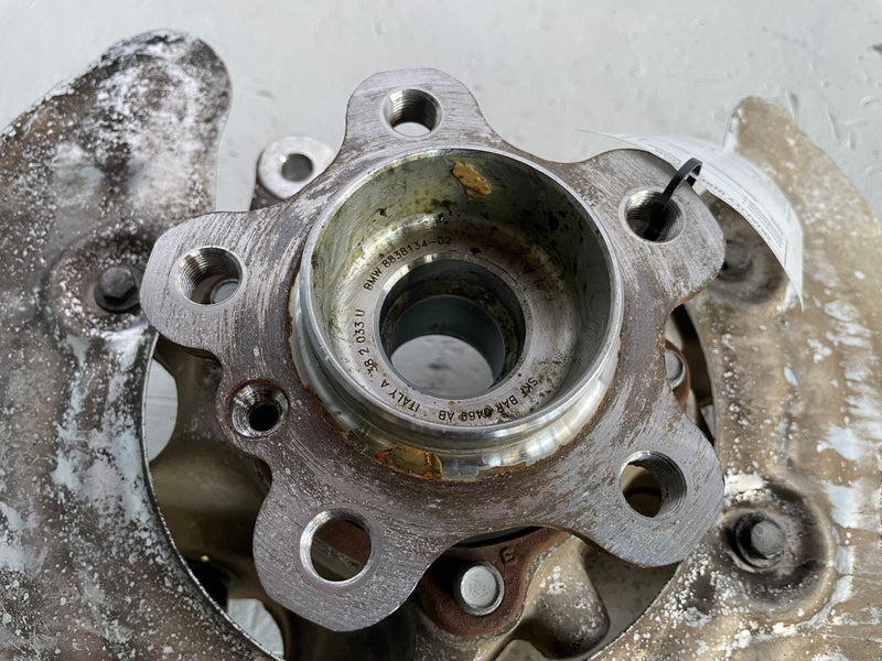 Load image into Gallery viewer, 2018-2024 BMW X3 G01 REAR LEFT DRIVER SIDE SPINDLE KNUCKLE W/ WHEEL HUB # 108272