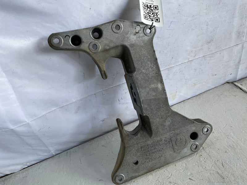 Load image into Gallery viewer, 16-26 BMW X3 X5 G01 RWD TRANSMISSION CROSSMEMBER MOUNT SUPPORT BRACKET # 108280
