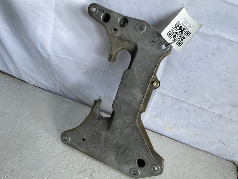 Load image into Gallery viewer, 16-26 BMW X3 X5 G01 RWD TRANSMISSION CROSSMEMBER MOUNT SUPPORT BRACKET # 108280