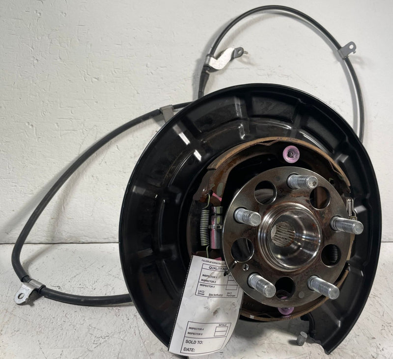 Load image into Gallery viewer, 2019 - 2025 HONDA PASSPORT AWD REAR RIGHT SIDE SPINDLE KNUCKLE W/ HUB # 113415