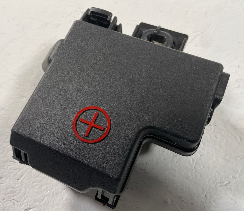 Load image into Gallery viewer, 2022-2026 GENESIS G70 POSITIVE BATTERY TERMINAL FUSIBLE LINK FUSE BOX # 108124