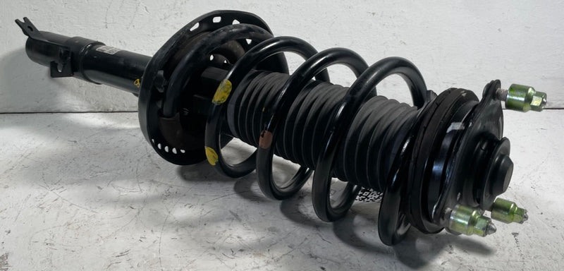 Load image into Gallery viewer, 2019 - 2025 HONDA PASSPORT AWD FRONT RIGHT SIDE SHOCK STRUT ABSORBER # 113431