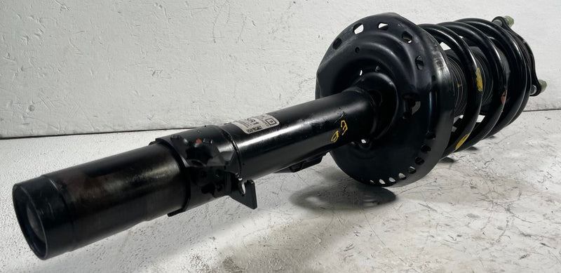 Load image into Gallery viewer, 2019 - 2025 HONDA PASSPORT AWD FRONT RIGHT SIDE SHOCK STRUT ABSORBER # 113431