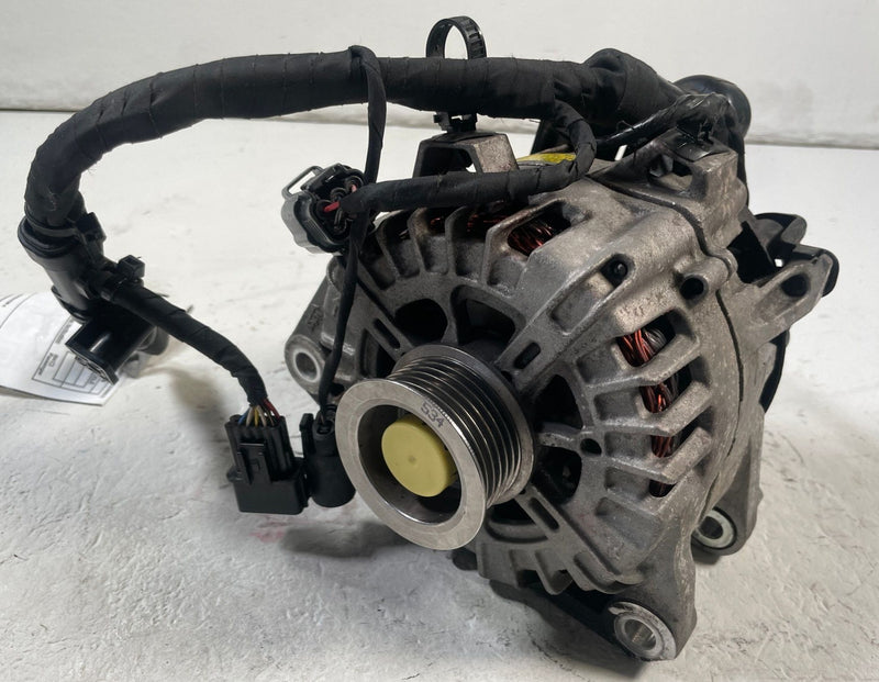 Load image into Gallery viewer, 2018 - 2023 KIA STINGER ENGINE ALTERNATOR GENERATOR 3.3L 37300-3L001 # 110798