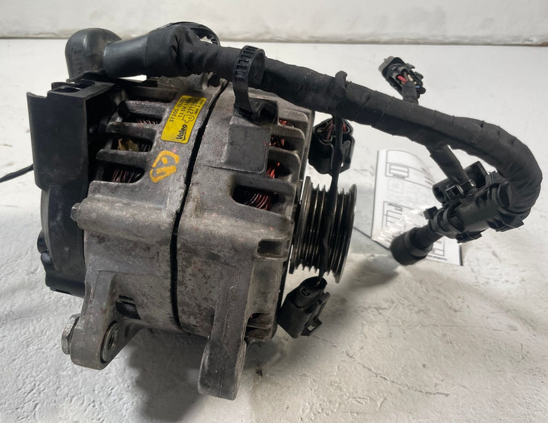 Load image into Gallery viewer, 2018 - 2023 KIA STINGER ENGINE ALTERNATOR GENERATOR 3.3L 37300-3L001 # 110798