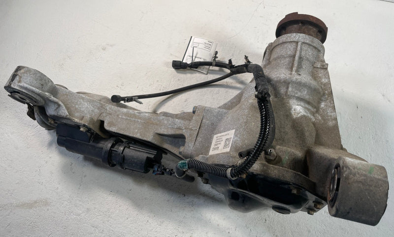 Load image into Gallery viewer, 19-20 CHEVROLET SILVERADO 1500 FRONT DIFFERENTIAL CARRIER ASSEMBLY 5.3L # 109445
