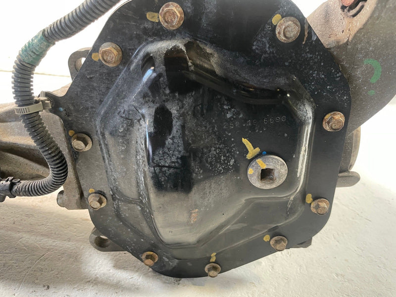Load image into Gallery viewer, 19-20 CHEVROLET SILVERADO 1500 FRONT DIFFERENTIAL CARRIER ASSEMBLY 5.3L # 109445