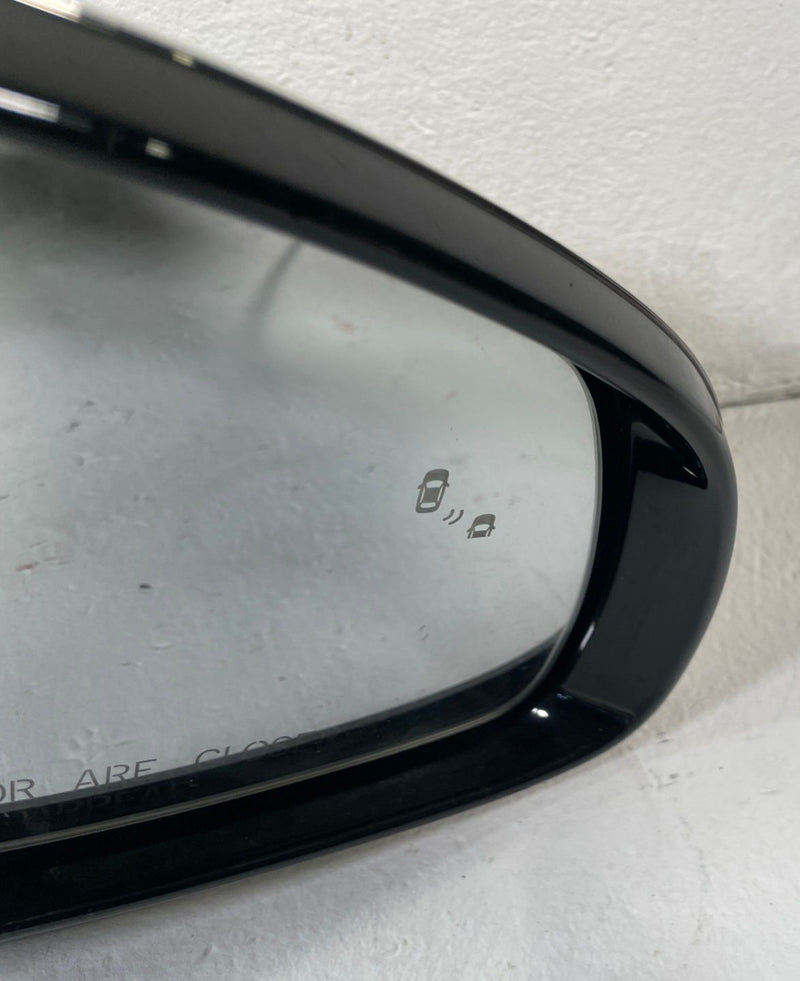 Load image into Gallery viewer, 2018-2023 KIA STINGER FRONT RIGHT SIDE VIEW DOOR MIRROR 87620-J5531DCH # 110841