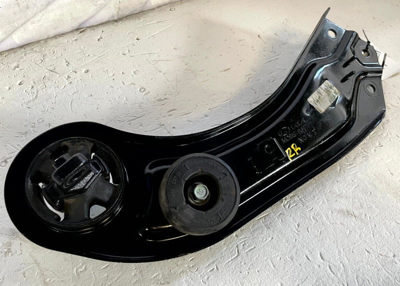 Load image into Gallery viewer, 2024-2026 HYUNDAI SANTA FE REAR RIGHT PASSENGER TRAILING CONTROL ARM # 113222