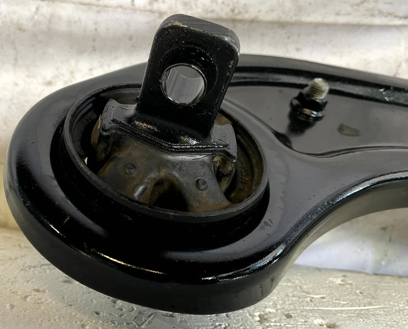 Load image into Gallery viewer, 2024-2026 HYUNDAI SANTA FE REAR RIGHT PASSENGER TRAILING CONTROL ARM # 113222