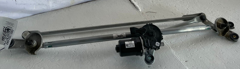 Load image into Gallery viewer, 22-26 TOYOTA TUNDRA FRONT WINDSHILED WIPER TRANSMISSION LINKAGE W/MOTOR # 108462