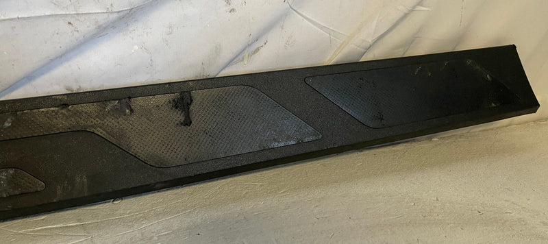 Load image into Gallery viewer, 2022-2026 TOYOTA TUNDRA REAR RIGHT PASSENGER UPPER BED SIDE RAIL COVER # 108518