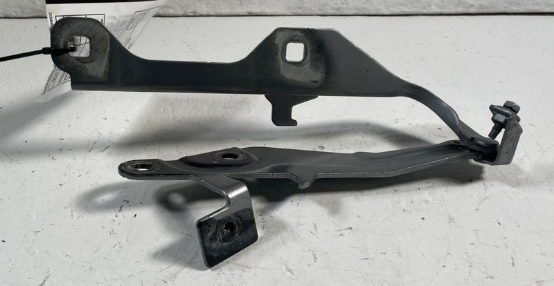 Load image into Gallery viewer, 2018 - 2023 FORD MUSTANG FRONT LEFT & RIGHT SIDE HOOD HINGES ASSEMBLY # 113478